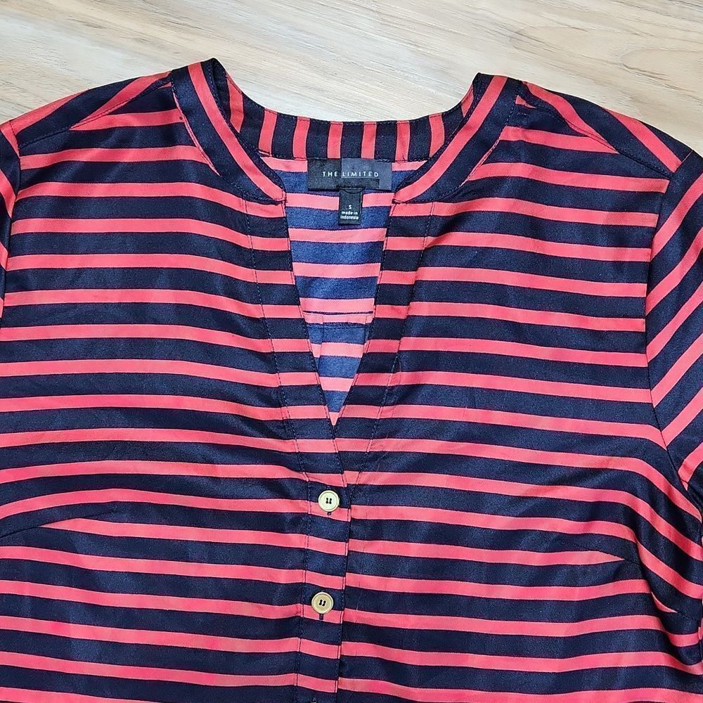 The Limited Popover Striped Vneck Long Sleeve Blouse Small — image 3 of 8
